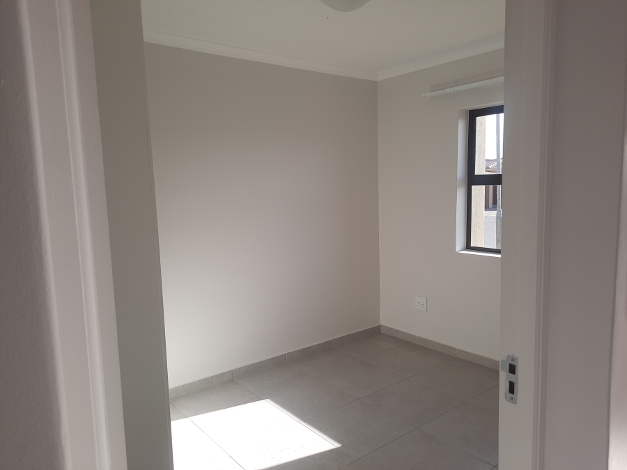 To Let 2 Bedroom Property for Rent in Stellendale Western Cape